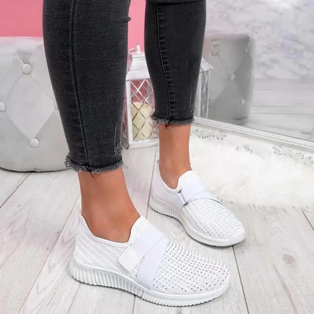 Stijlvolle dames T-strap platte schoenen, comfortabel en elegant. Perfect voor lente en herfst dagelijks gebruik.