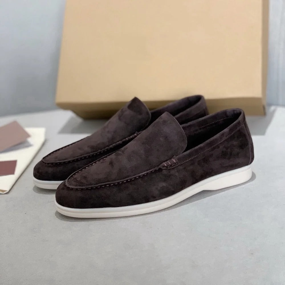 Casual heren loafers op de voet, perfect voor zomerse dagen. Comfortabele 'Old Money' schoenen met chique uitstraling.