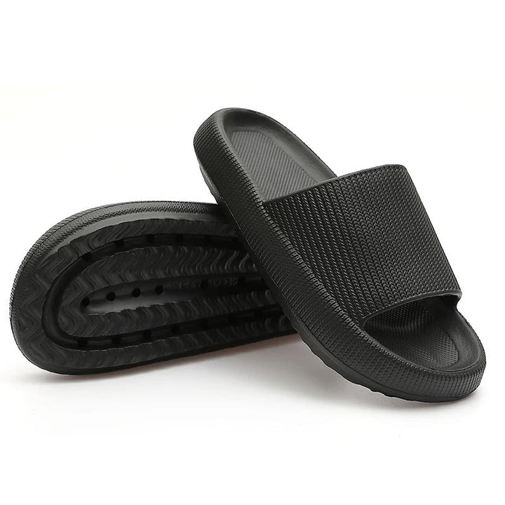 Unisex CozyCloud slippers met zachte zool voor hemels comfort thuis.