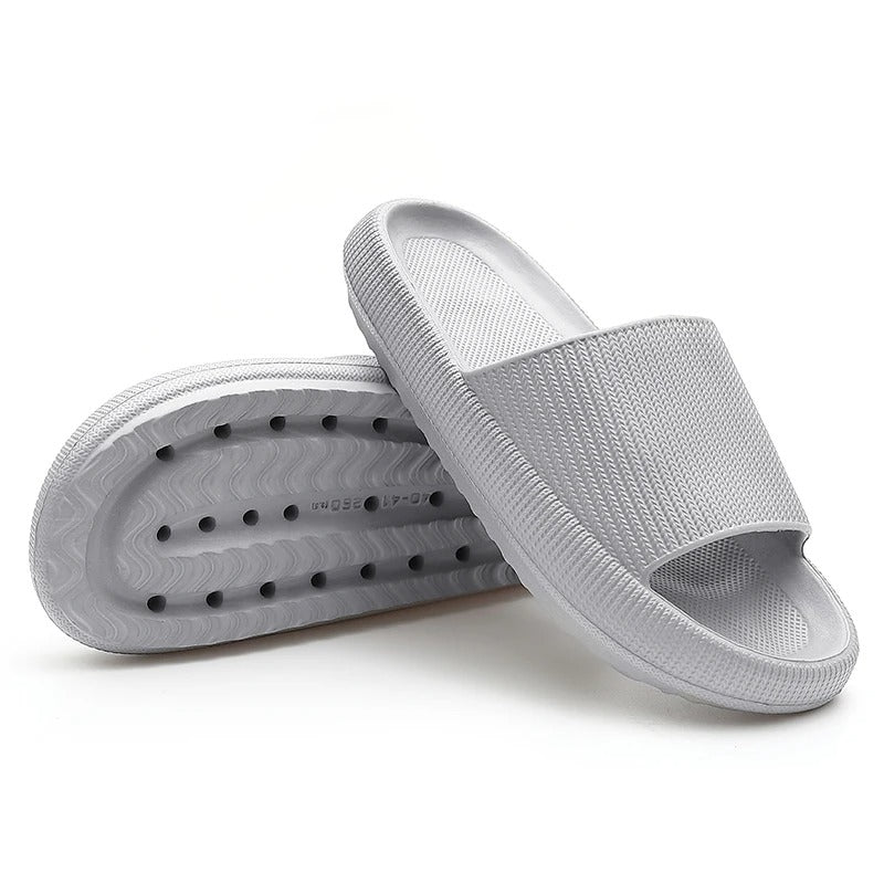 Stijlvolle CozyCloud huisslippers, unisex, in diverse kleuren; perfect voor thuis.