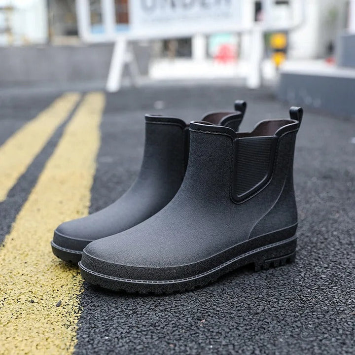 Luxe halfhoge heren regenlaarzen (Lucas Rain Walk), waterdicht en comfortabel, ideaal voor regenachtig weer.