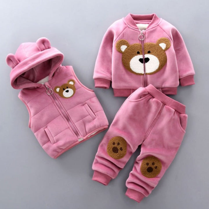 Zachte en warme baby winterset voor jongens en meisjes. Comfortabele 3-delige katoenen kleding, ideaal babycadeau.