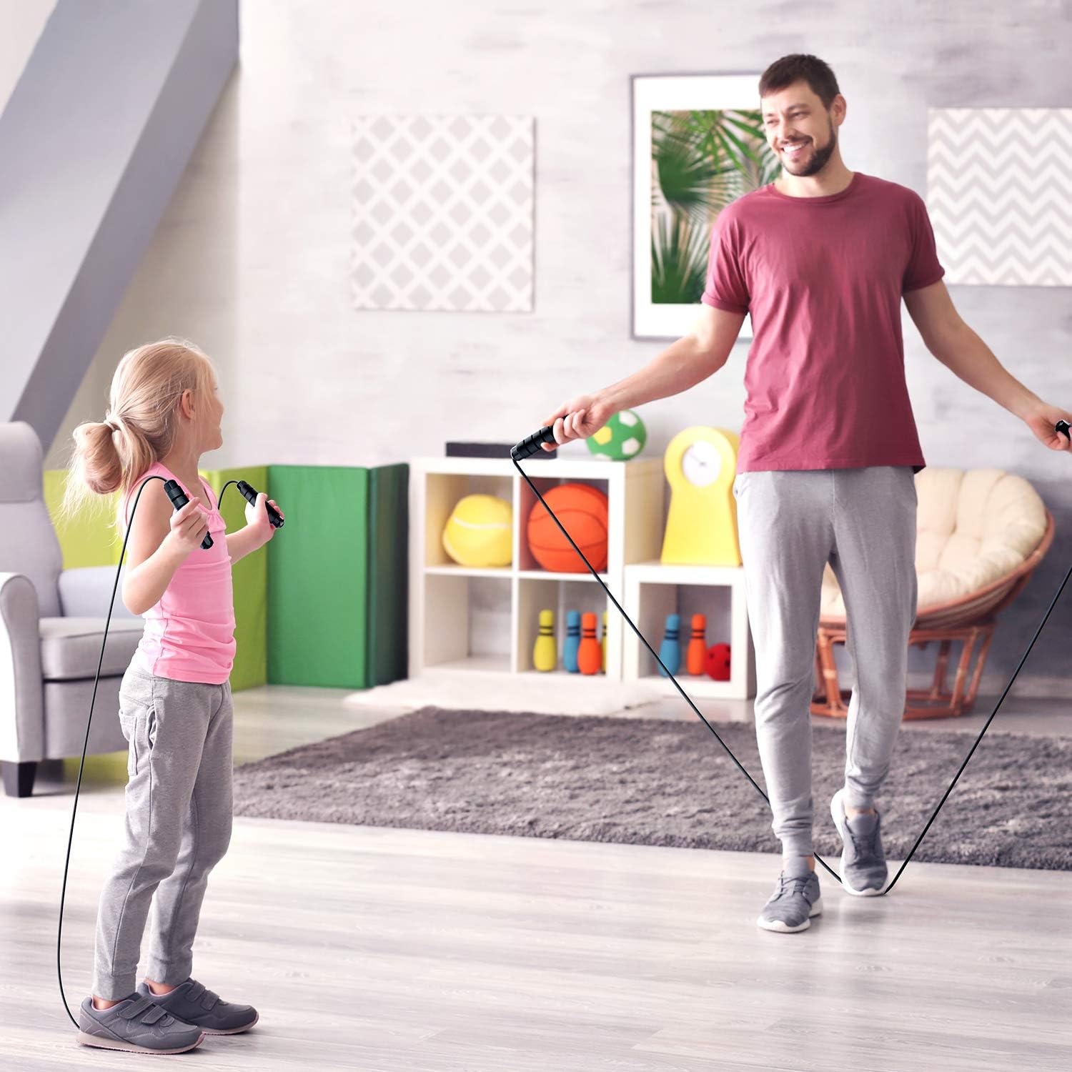 "Verstelbaar springtouw fitness met tangle-free ontwerp, kogellagers, staalconstructie en comfortabele foam handvaten."
