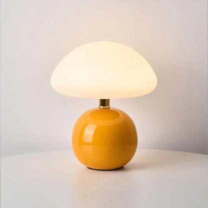 "Verstelbare LED paddenstoel lamp in modern design, keramiek en PVC, voor elegante sfeer in huis of kantoor."