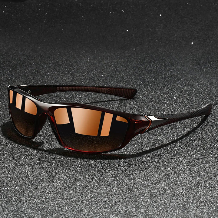 Actieve levensstijl zonnebril, TR90 frame, gepolariseerde lenzen en UV400 bescherming voor alle weertypes.