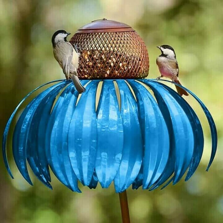 Bloemvormig vogelvoederbakje, roze/blauw tuindecoratie voor zingende vogels.
