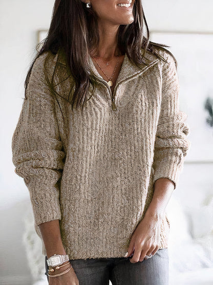 Warme damestrui in hemelsblauw, losse pasvorm met halflange ritssluiting, ideaal voor herfst, casual of formele look.