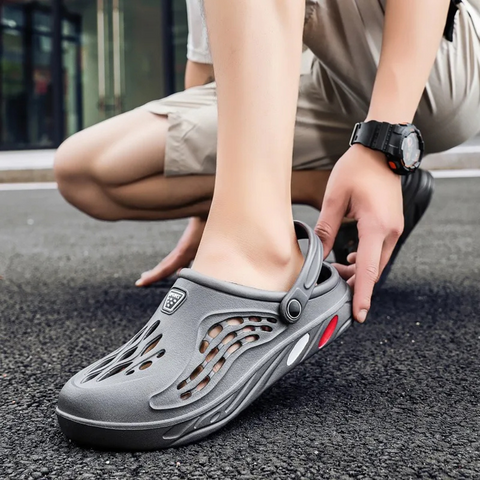 Comfortabele wandelsandalen; waterdicht voor heren en dames, ideaal voor buitensport en lange tochten.