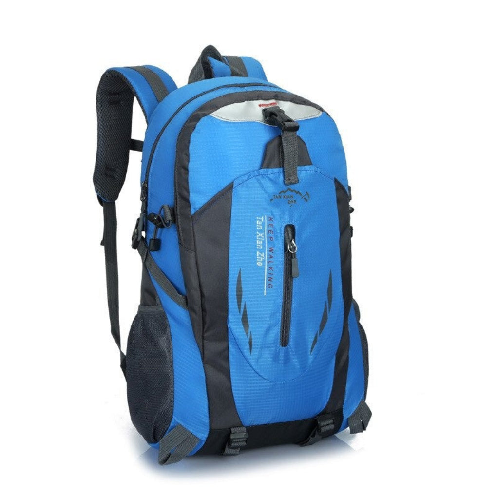 Dichtbij van de duurzame, weerbestendige stof van de unisex waterdichte backpack, ideaal voor reizen en avontuur.