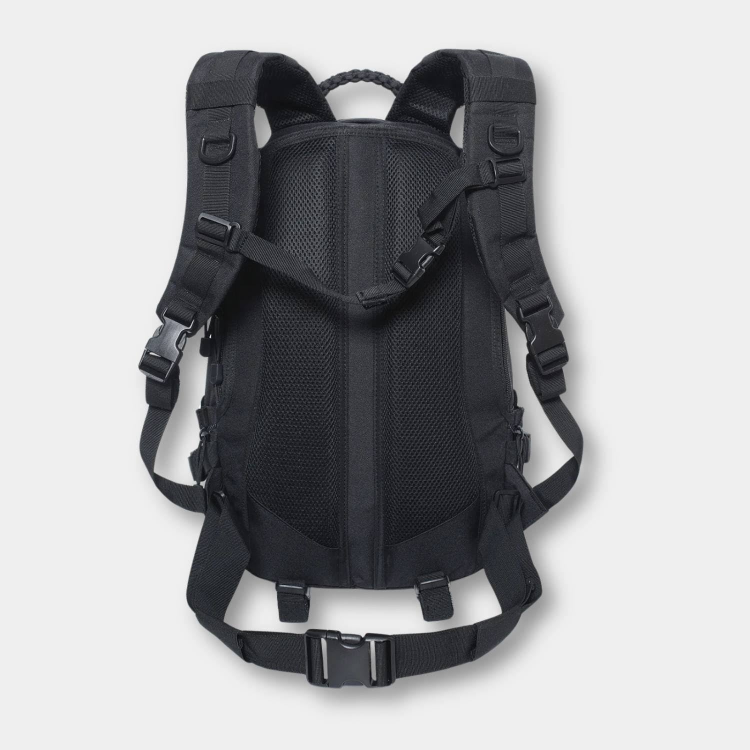 Waterdichte tactische rugzak voor dames, 45-50L, beige, met meerdere vakken, ideaal voor avontuur en dagelijks gebruik.
