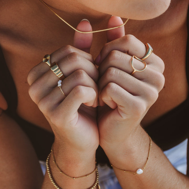 Ovale ring Noa zilver, elegant en comfortabel voor elke vrouw.