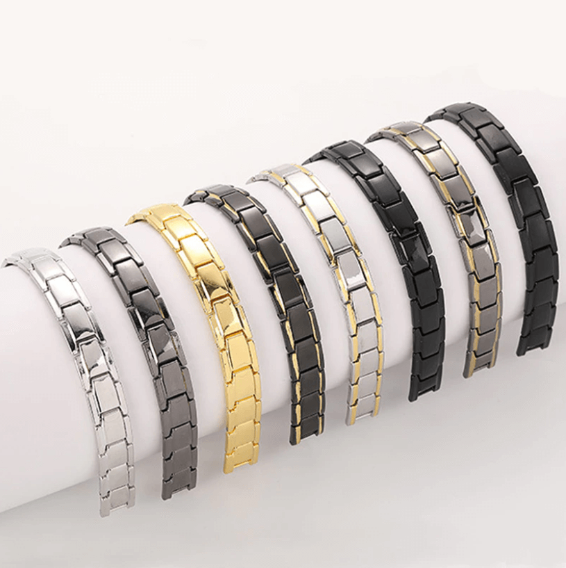 Robuuste CoreFlex magnetische armband van slijtvast roestvrij staal, een duurzaam unisex sieraad.