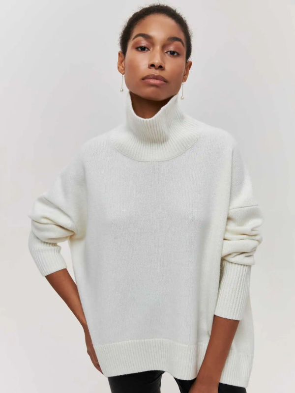 Comfortabele warme coltrui dames, gebreid voor de winter, tijdloos design.