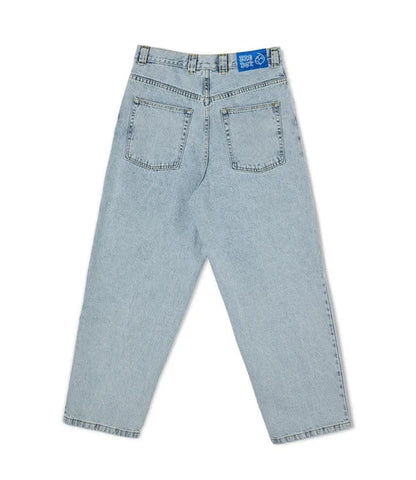 "Wijdvallende donkerblauwe heren jeans in oversize skaterstijl, ideaal voor dagelijks comfort en een trendy uitstraling."