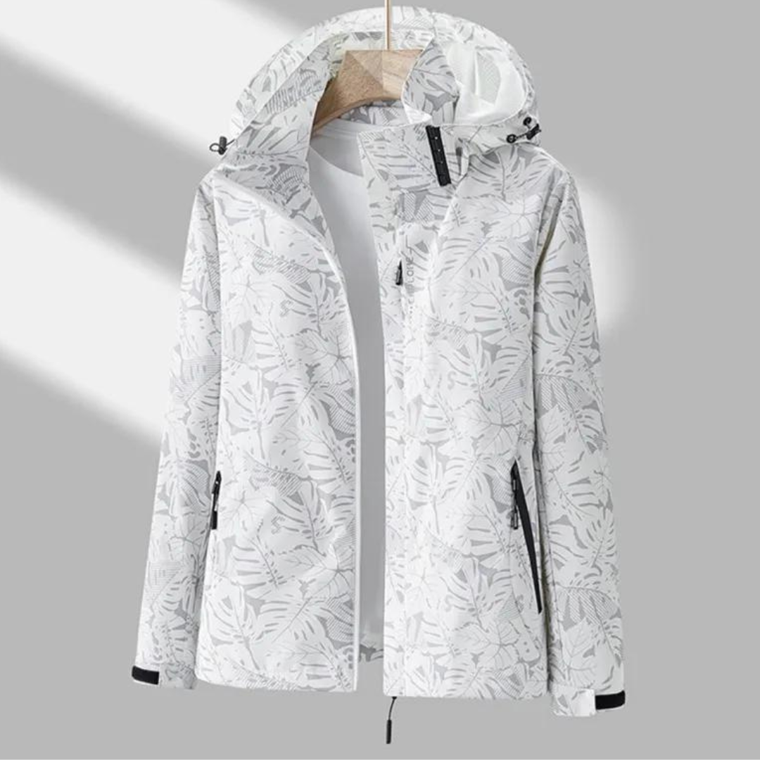 "Wind- en waterdichte Celine jas voor dames met trendy capuchon en slanke pasvorm, perfect voor outdoor avonturen."