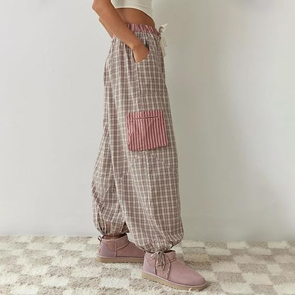 "Winterklaar dames pyjama set, vintage look, loszittend design, warme blauwe stof, comfortabel en stijlvol voor koude nachten