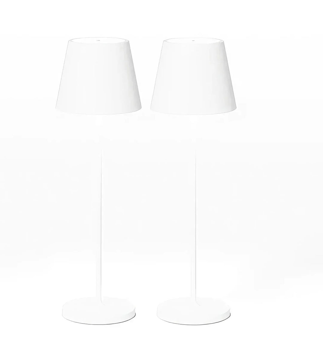 Compacte LumiAura draadloze LED tafellamp, dimbaar en robuust; ideaal voor gezellige avonden buiten op het terras.