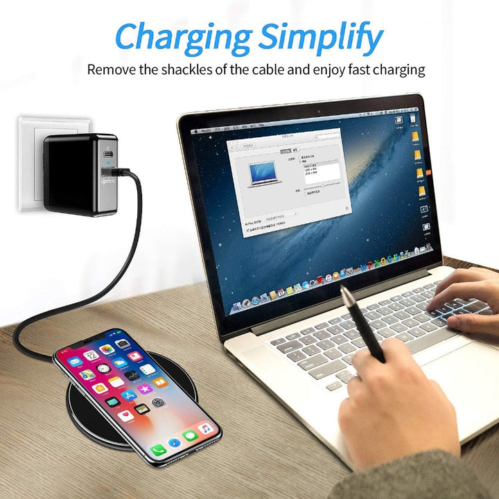 Compacte 30W draadloze snellader pad. Geschikt voor snel Qi draadloos opladen van alle telefoons.