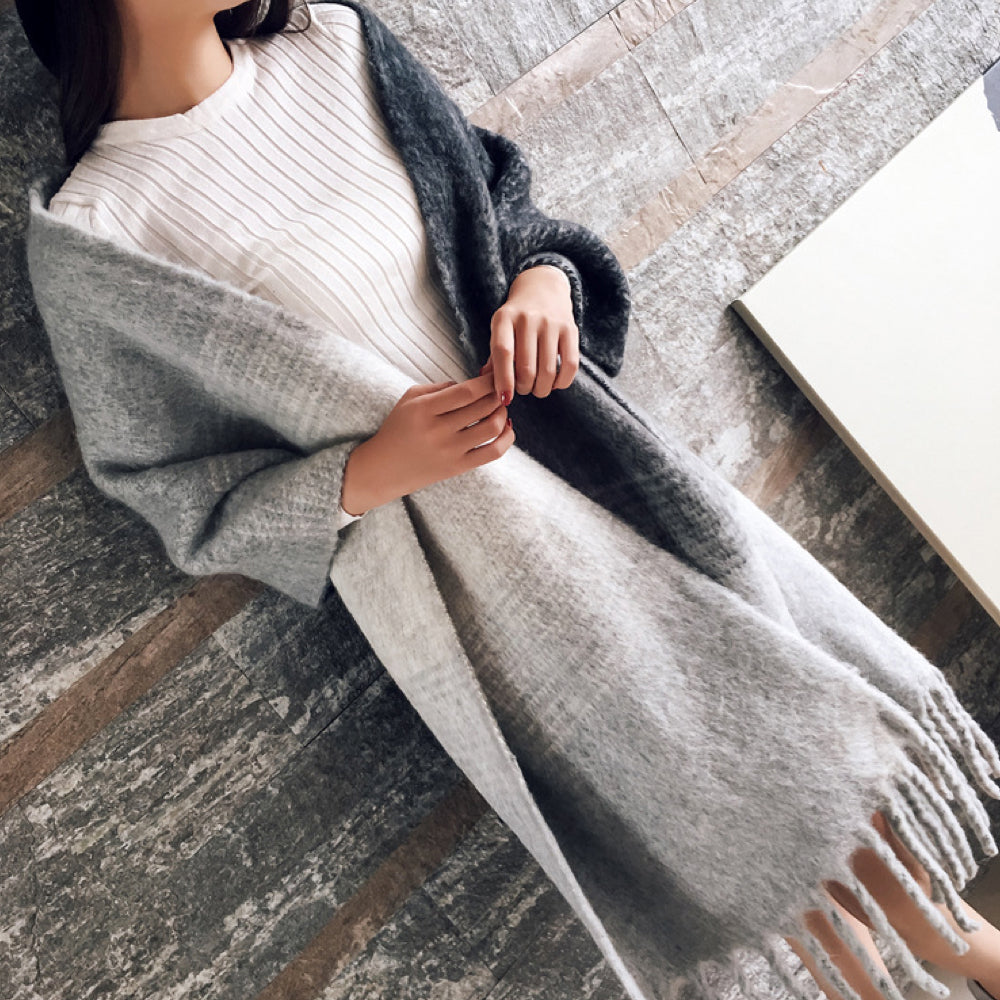 Luxe cashmere plaid omslagdoek voor dames, warm en stijlvol accessoire voor elke outfit.