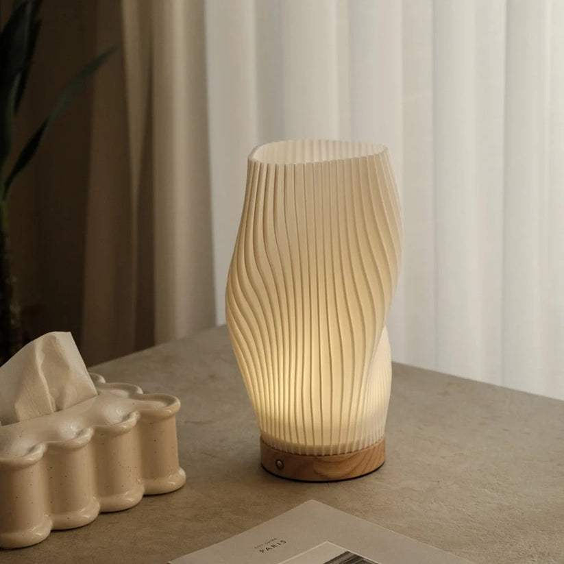 Functionele LED leeslamp, modern design. Helder en dimbaar licht voor comfortabel lezen.