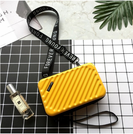 Trendy dames crossbody tasje, praktisch en stijlvol, met verstelbare riem voor ultiem comfort.