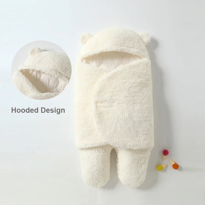 "Zachte baby wikkel deken in pasteltinten, houdt je baby warm en knus in de winter, gemaakt van huidvriendelijk materiaal."