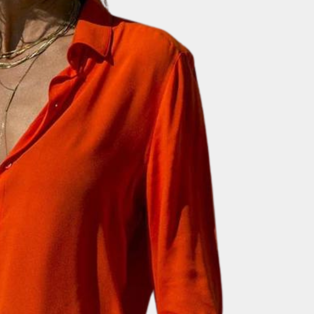 "Zomers gele damesblouse, comfortabel en elegant, gemaakt van ademend katoen, geschikt voor diverse gelegenheden."