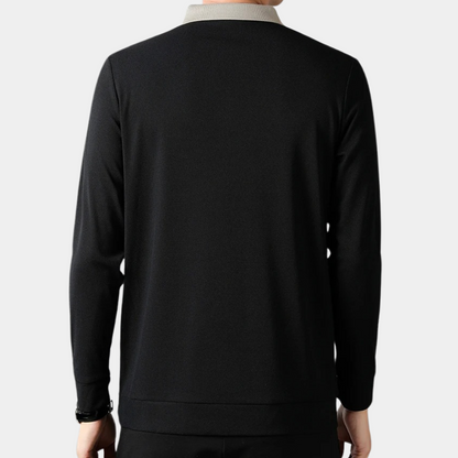 "Zwarte herenpolo met korte mouwen, elegante pasvorm, klassieke polohals, veelzijdig voor zomer casual wear."