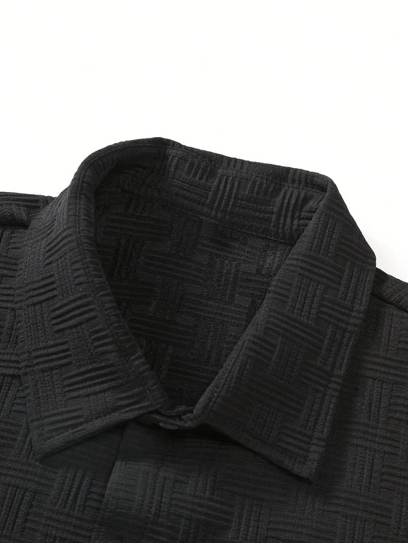 Heren 2-delige outfitset, met nadruk op comfortabele pasvorm. Ideaal voor casual zomerse herenmode en ontspanning.