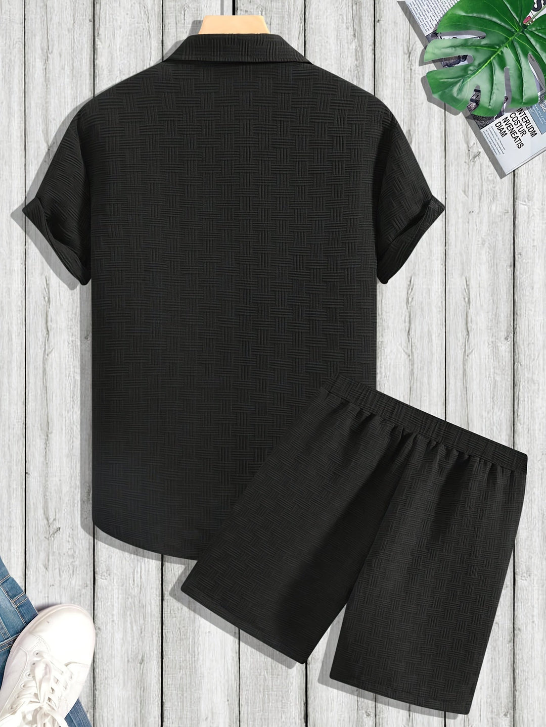Veelzijdige heren 2-delige kledingset voor zomerse dagen. Casual comfort gecombineerd met stijlvolle herenmode.