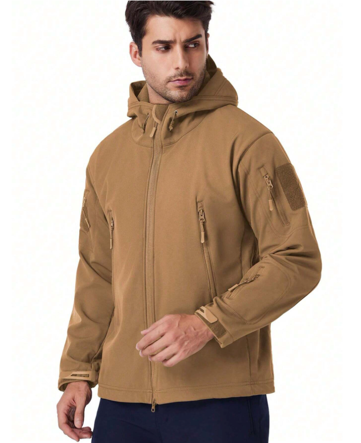 Comfortabele unisex set voor elk outdoor avontuur. Waterdicht, winddicht en ademend.